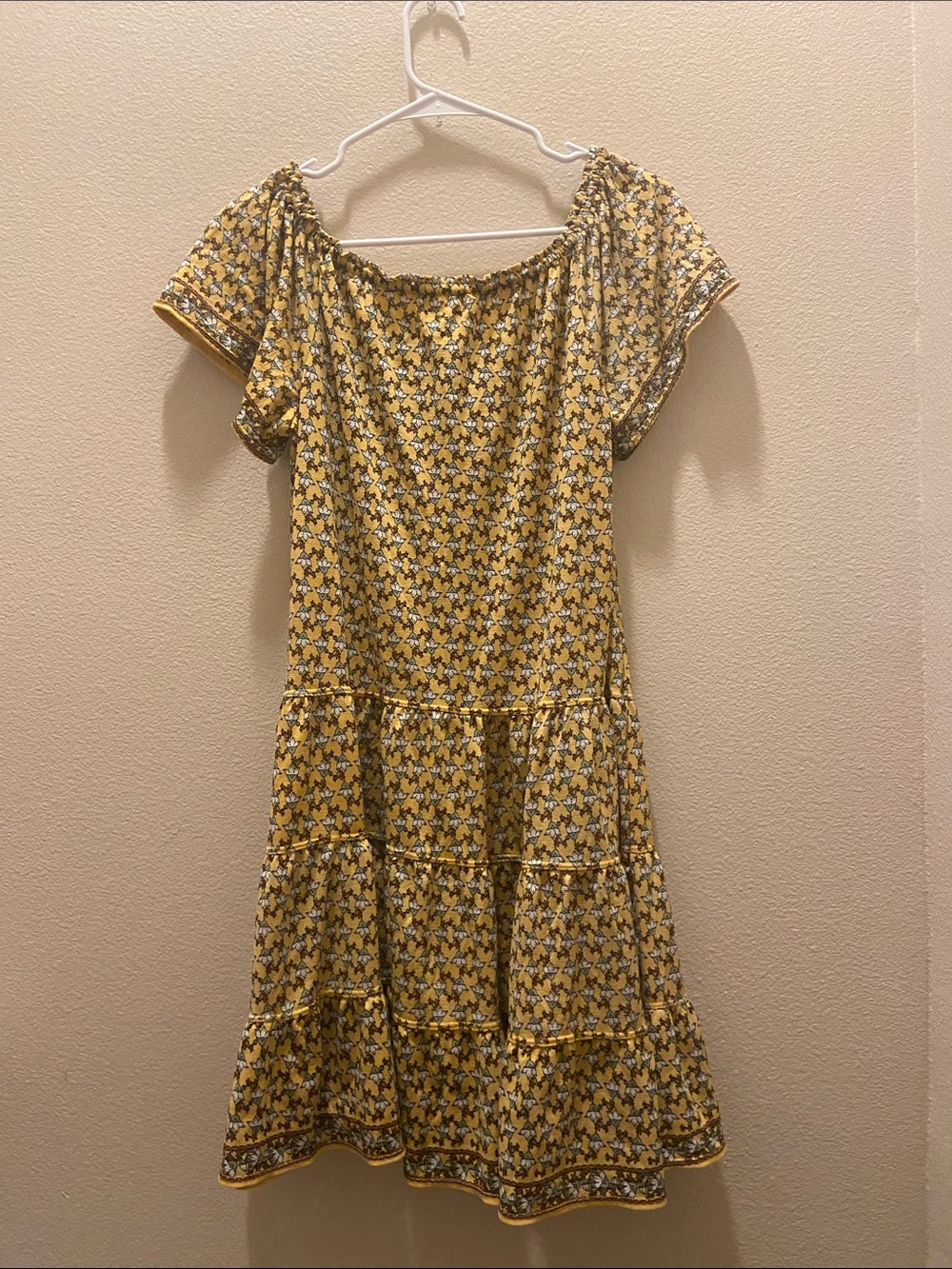 Yellow Floral cottage core Tiered Dress size large - Picture 5 of 6